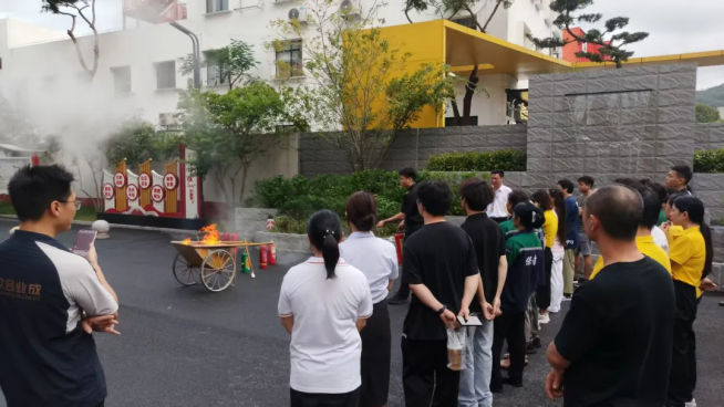 2025120309332132 黄师中高考学校 6