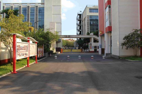 2025120309333147 黄师中高考学校 10